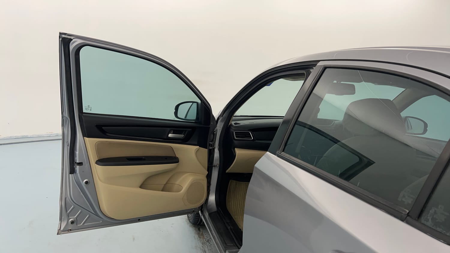 Used 2021 Honda Amaze 1.2 V MT Petrol Petrol Manual interior LEFT FRONT DOOR OPEN VIEW
