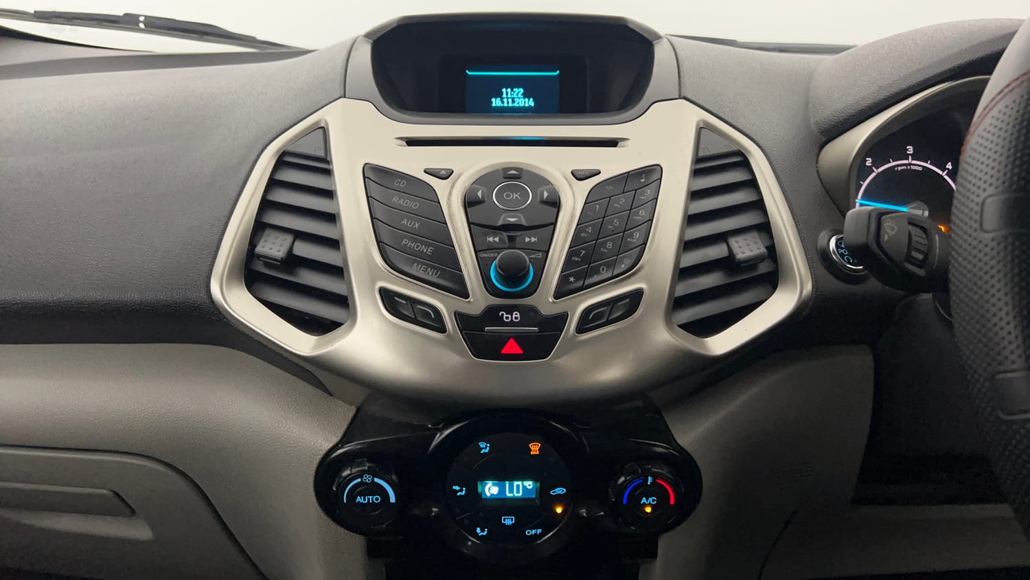 Used 2016 Ford EcoSport Titanium 1.5L TDCi Diesel Manual interior MUSIC SYSTEM & AC CONTROL VIEW