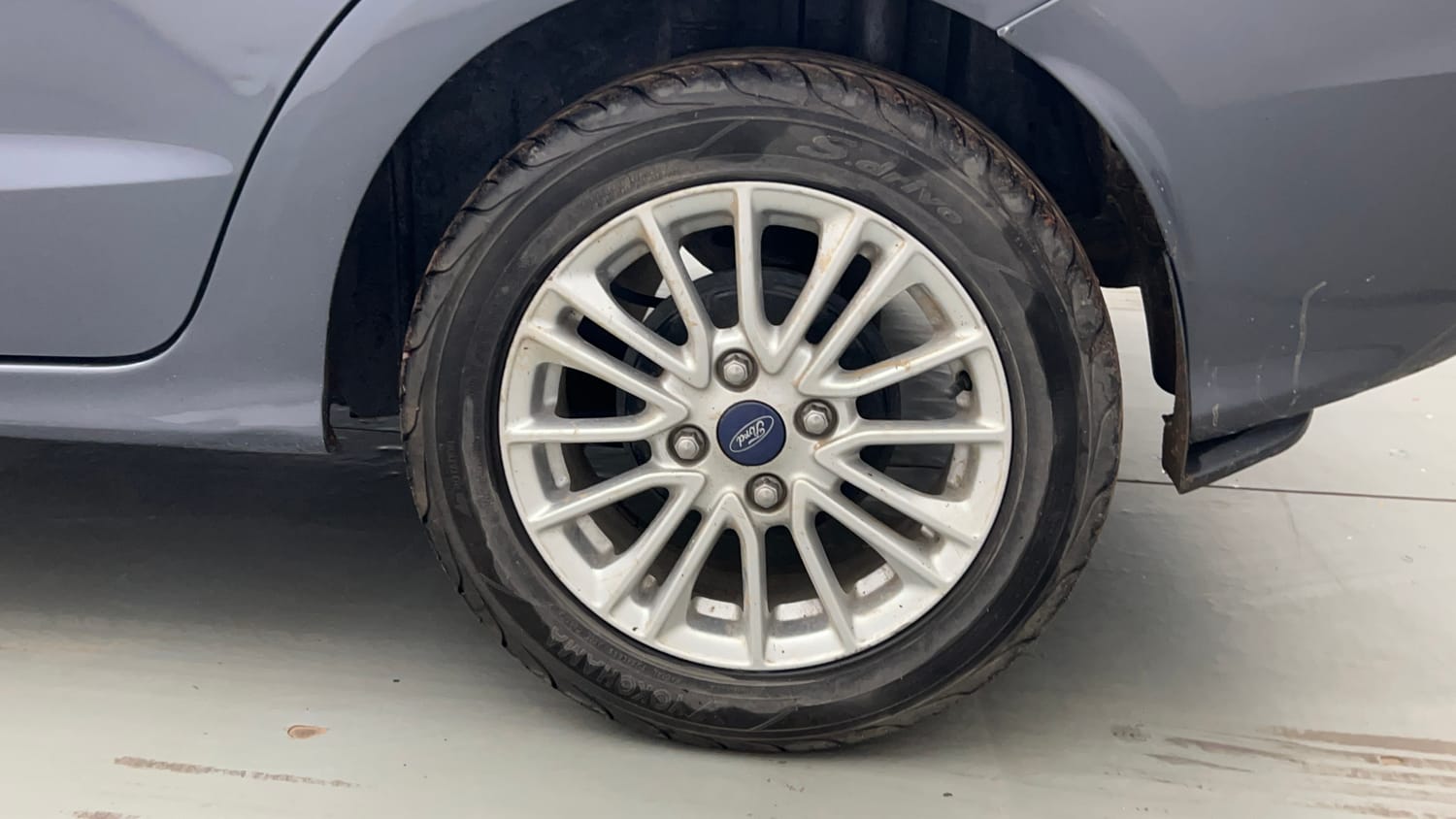 Used 2019 Ford Figo Aspire Titanium Plus 1.2 Ti-VCT Petrol Manual tyres LEFT REAR TYRE RIM VIEW