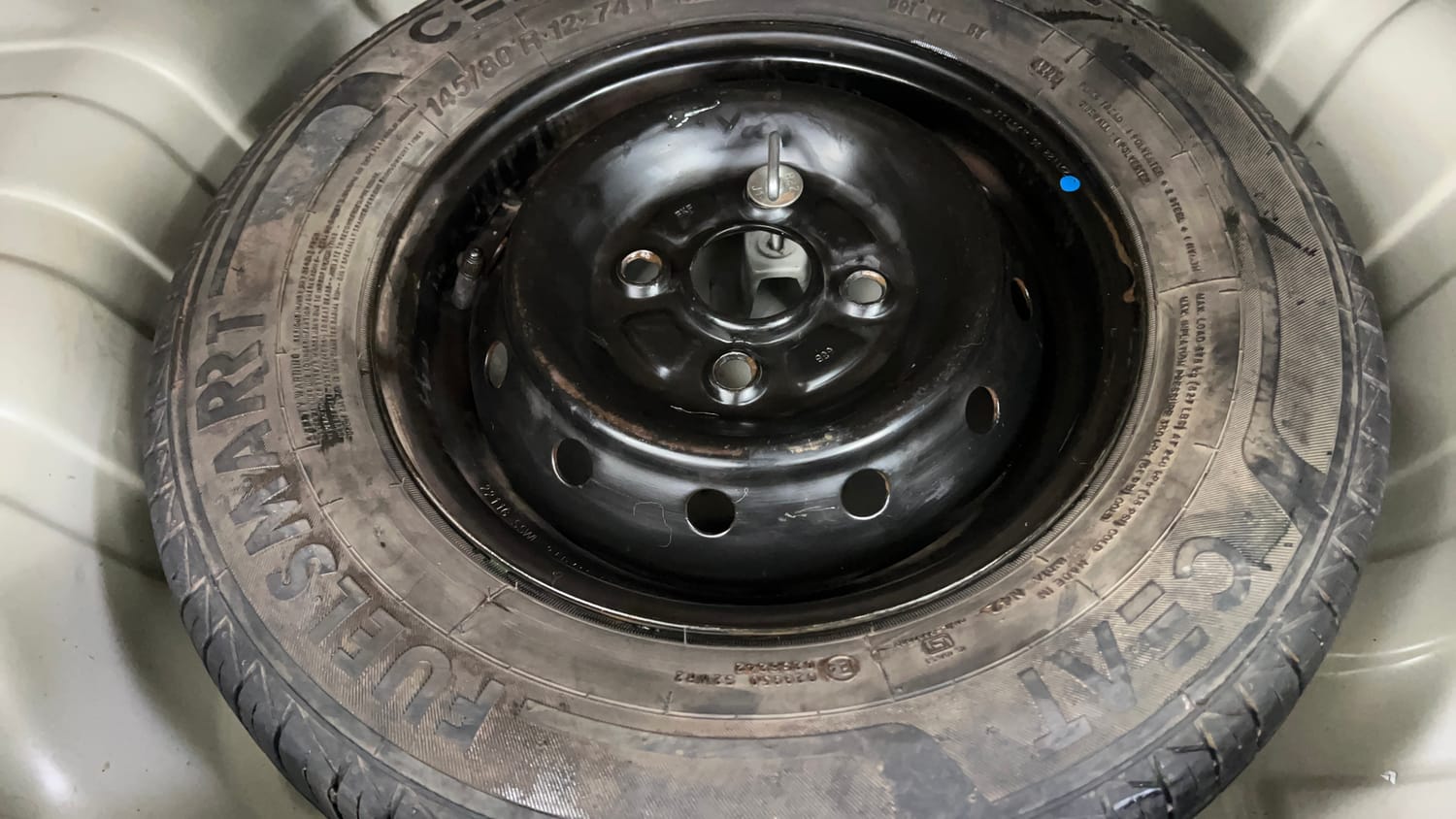 Used 2023 Maruti Suzuki Alto 800 VXi Petrol Manual tyres SPARE TYRE VIEW