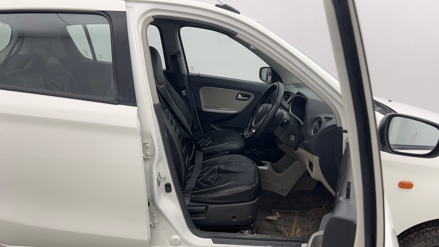 Used 2017 Maruti Suzuki Alto K10 VXi Petrol Manual interior RIGHT SIDE FRONT DOOR CABIN VIEW