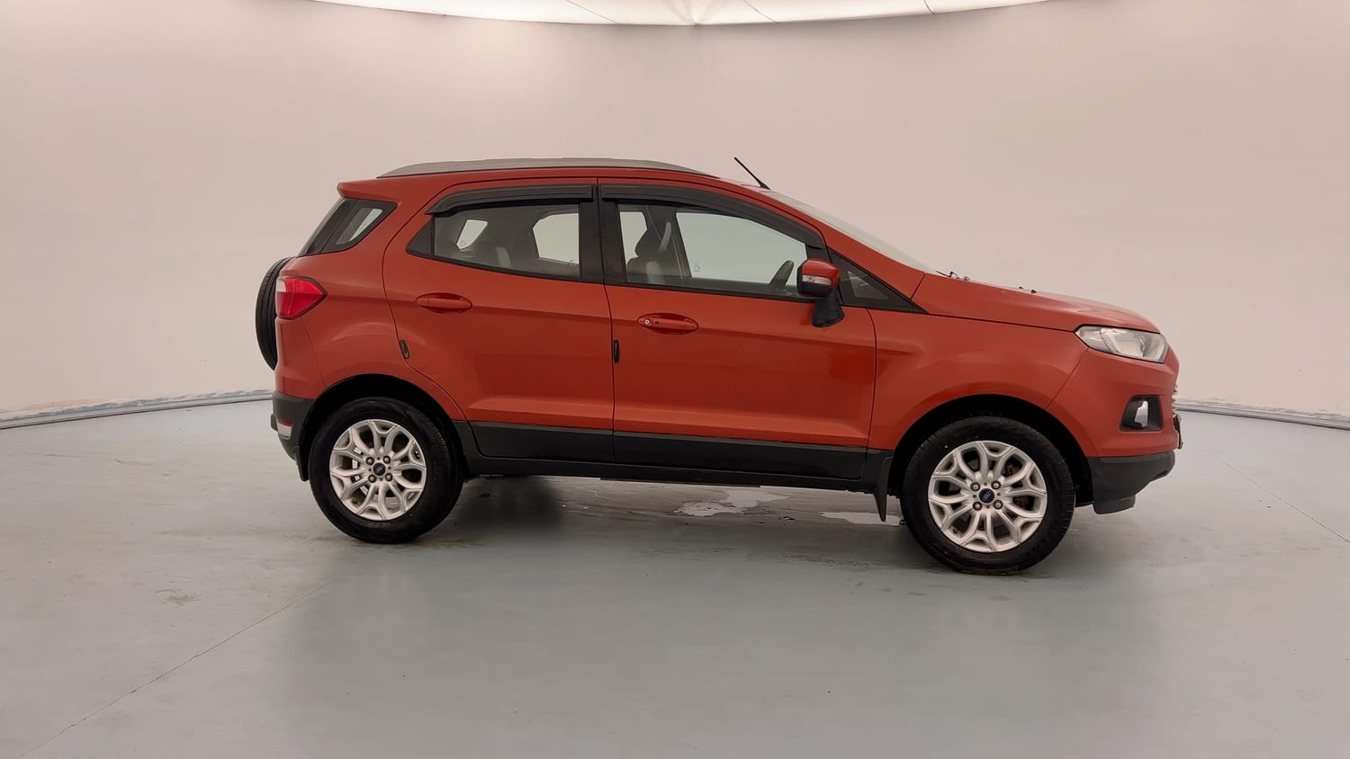 Used 2016 Ford EcoSport Titanium 1.5L TDCi Diesel Manual exterior RIGHT SIDE VIEW