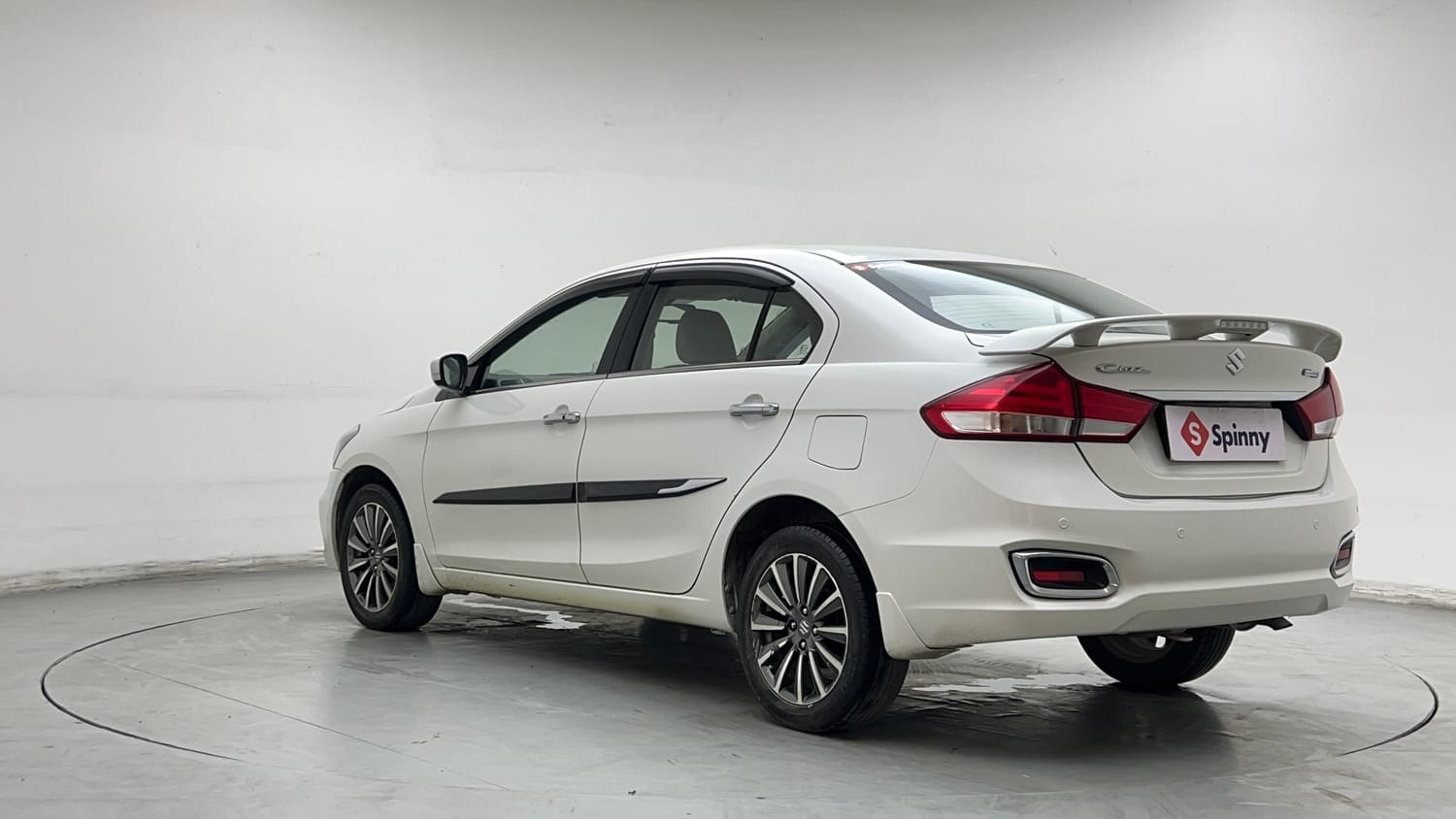 Used 2022 Maruti Suzuki Ciaz Alpha 1.5 AT Petrol Automatic exterior LEFT REAR CORNER VIEW