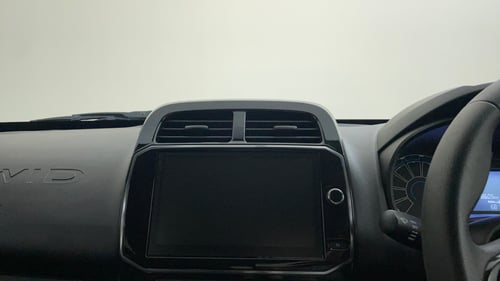 Used 2024 Renault Kwid RXT 1.0L Petrol Manual top_features Integrated (in-dash) music system