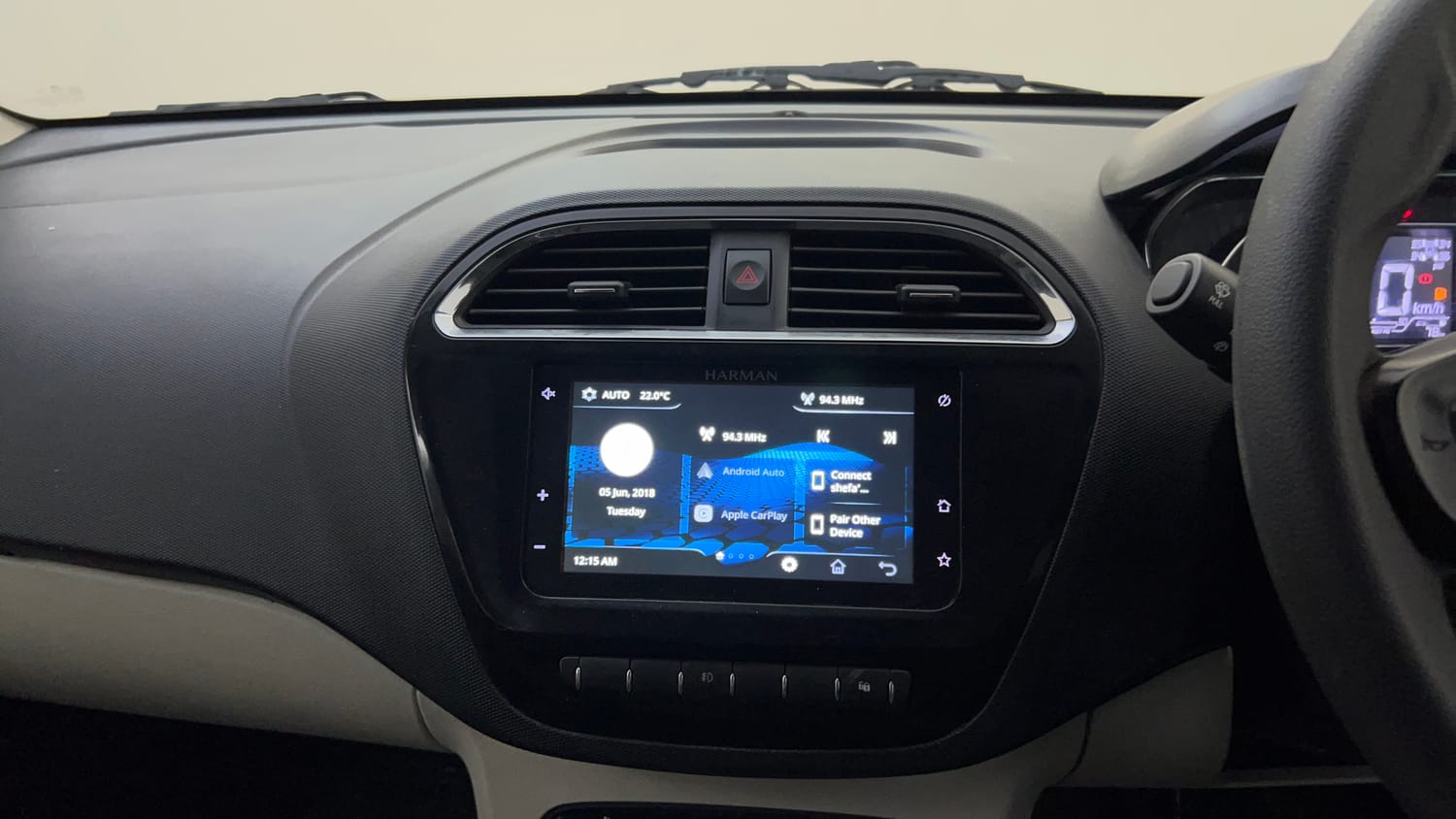 Used 2023 Tata Tiago XZA Plus Petrol Automatic top_features Touch screen infotainment system
