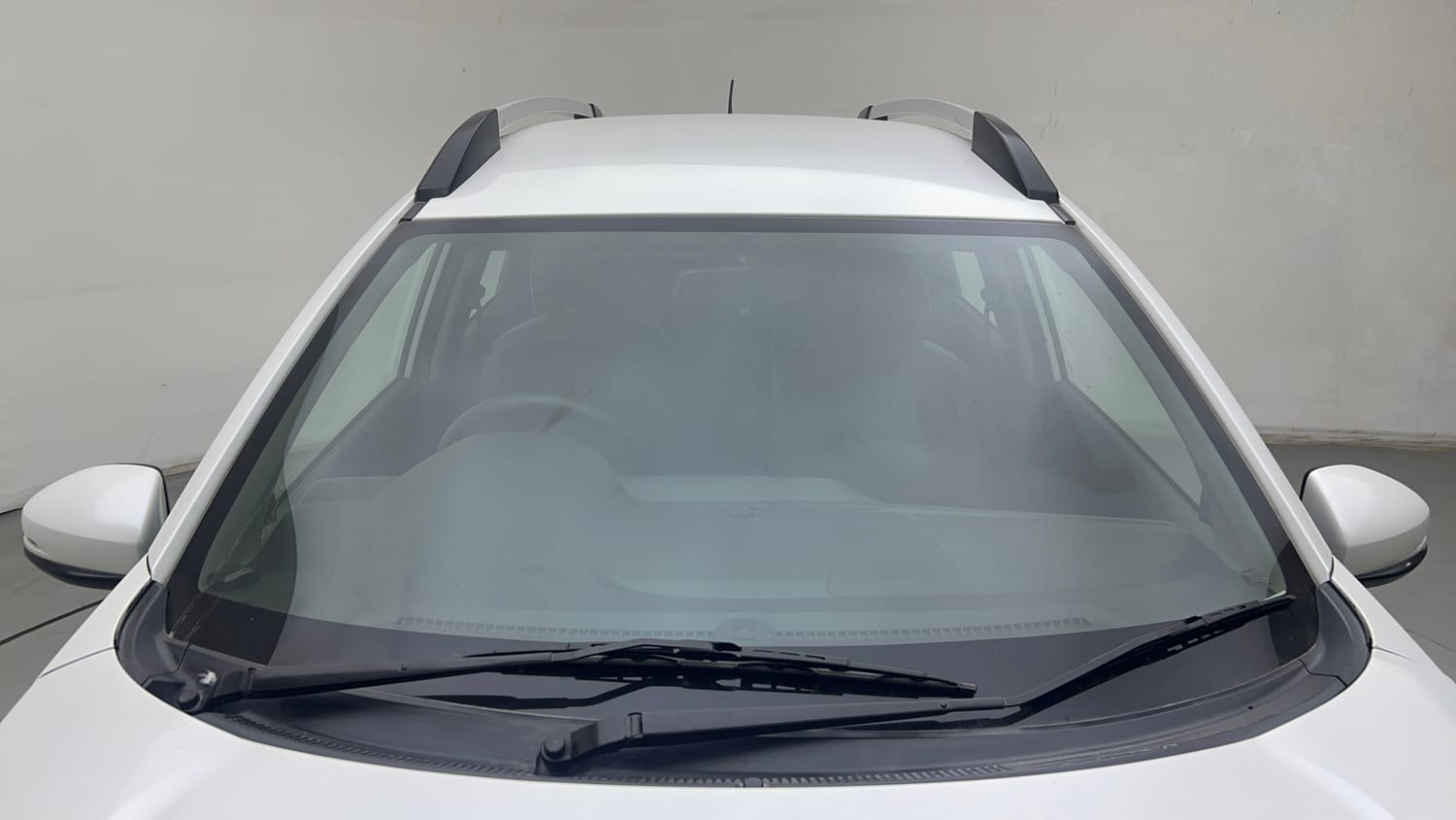 Used 2018 Honda BR-V V CVT Petrol Petrol Automatic exterior FRONT WINDSHIELD VIEW