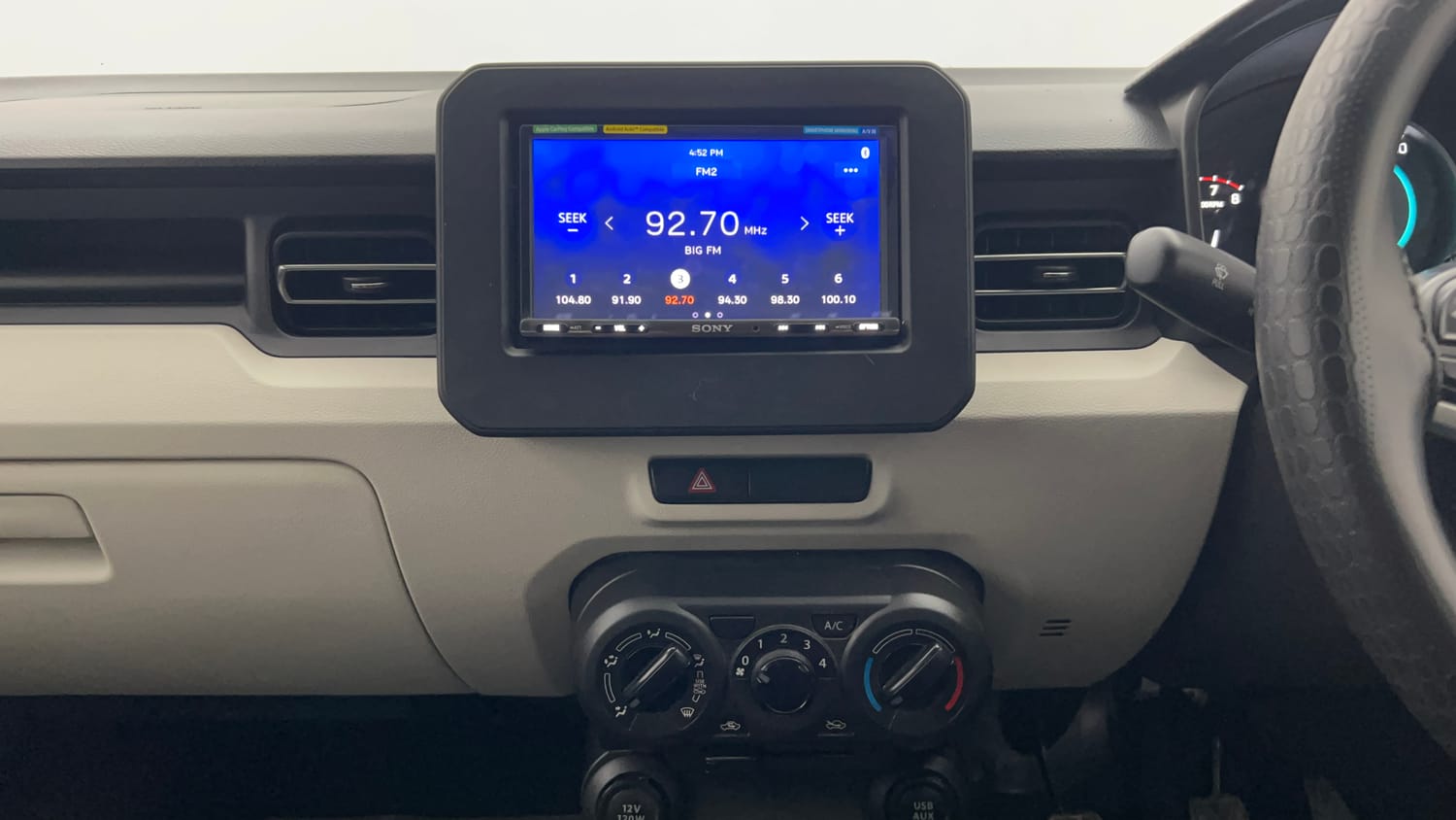 Used 2022 Maruti Suzuki Ignis Delta 1.2 MT Petrol Manual interior MUSIC SYSTEM & AC CONTROL VIEW