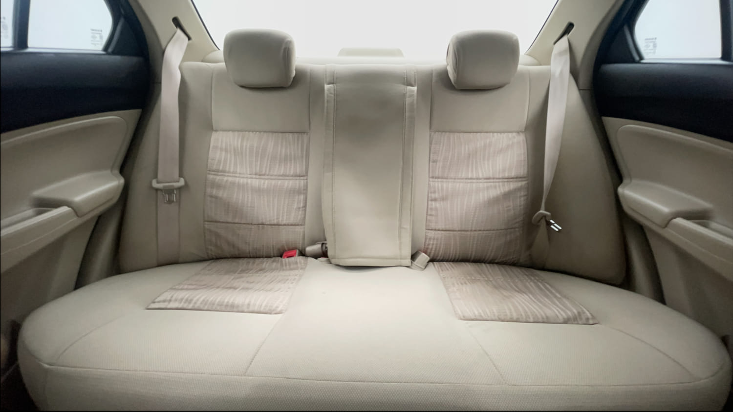 Used 2019 Maruti Suzuki Dzire VXi AMT Petrol Automatic interior REAR SEAT CONDITION VIEW