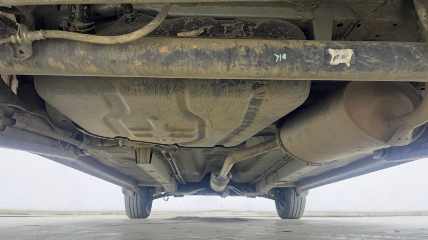 Used 2019 Maruti Suzuki Wagon R 1.0 VXI AMT (O) Petrol Automatic extra REAR UNDERBODY VIEW (TAKEN FROM REAR)