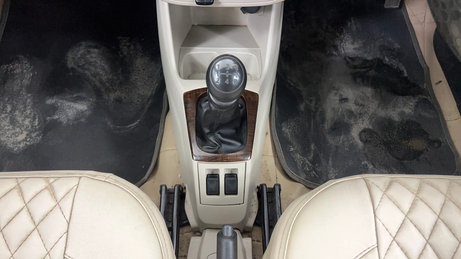 Used 2023 Maruti Suzuki Alto 800 VXi Petrol Manual interior GEAR  KNOB VIEW