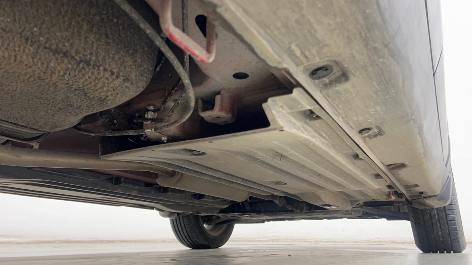 Used 2025 Maruti Suzuki Brezza ZXi Plus AT Petrol Automatic extra REAR RIGHT UNDERBODY VIEW