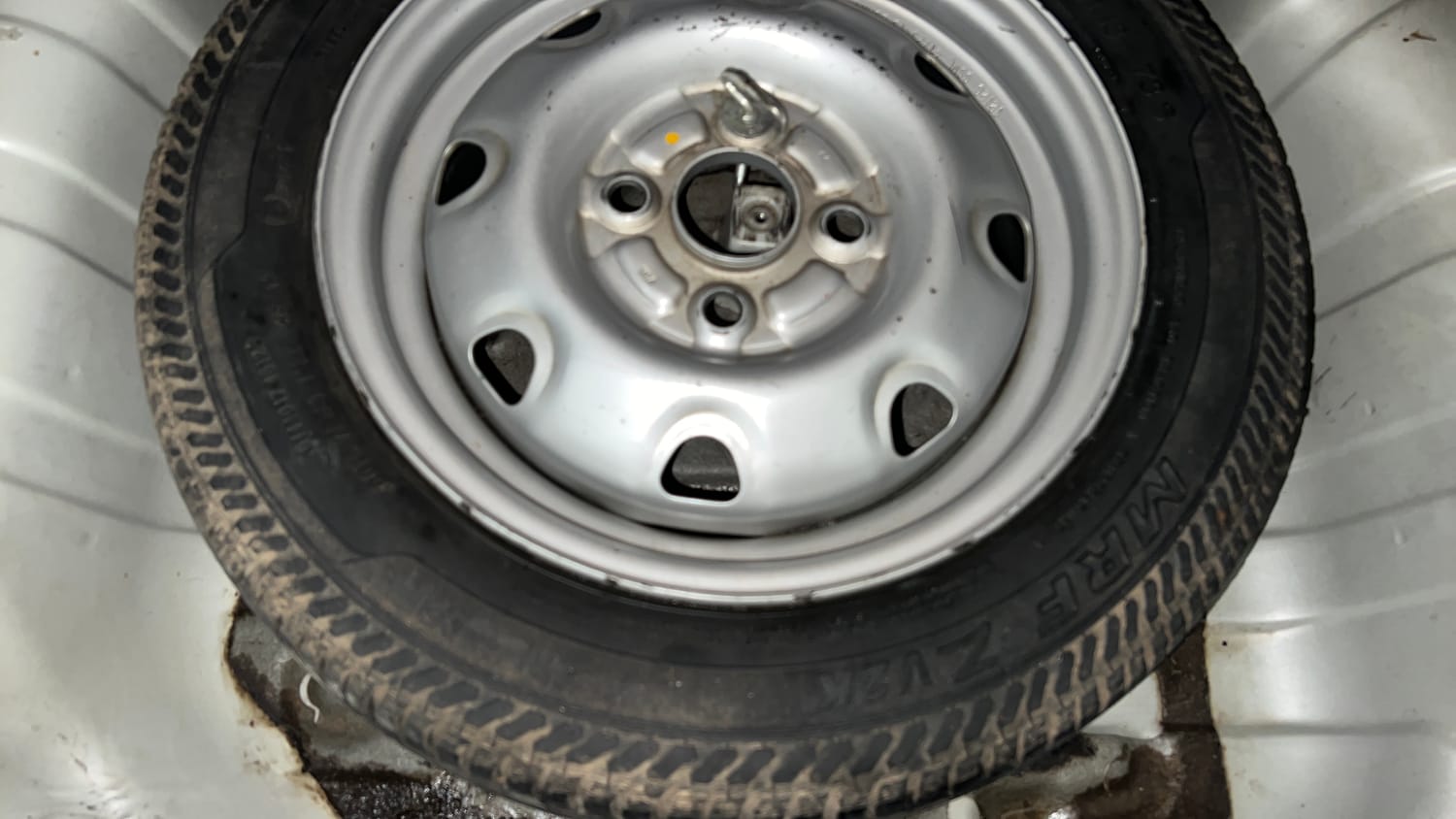 Used 2013 Maruti Suzuki Alto K10 LXi Petrol Manual tyres SPARE TYRE VIEW