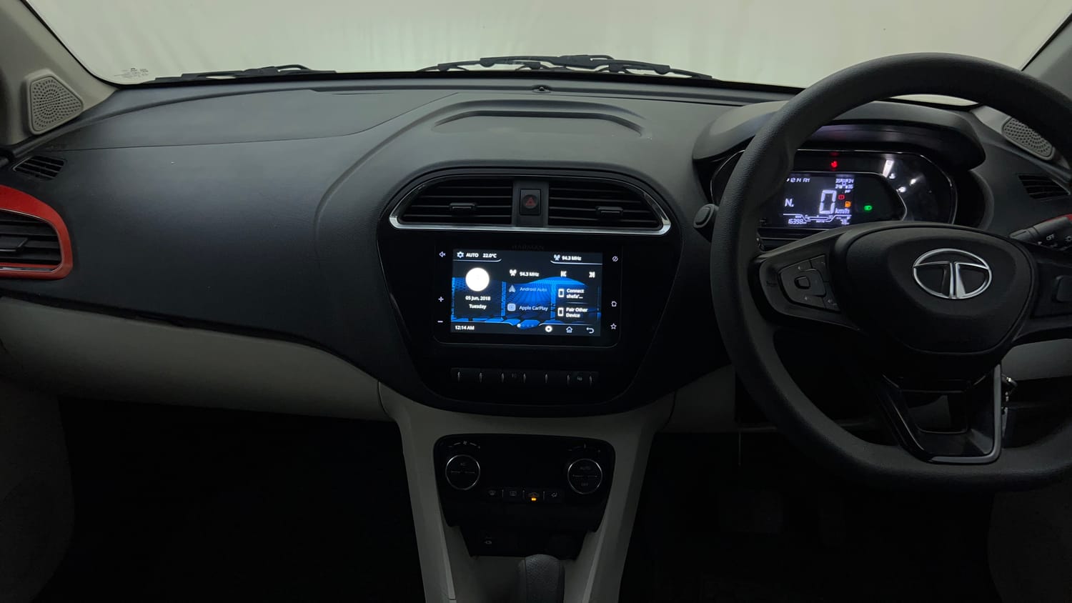 Used 2023 Tata Tiago XZA Plus Petrol Automatic interior MUSIC SYSTEM & AC CONTROL VIEW