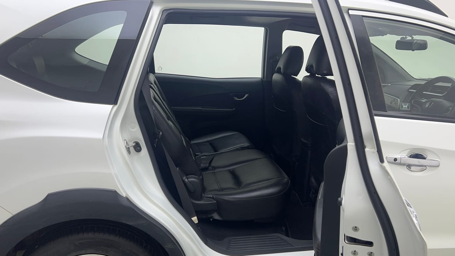 Used 2018 Honda BR-V V CVT Petrol Petrol Automatic interior RIGHT SIDE REAR DOOR CABIN VIEW