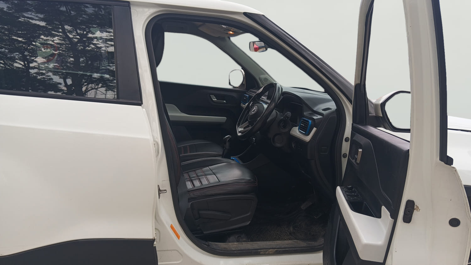 Used 2022 Tata Punch Creative MT Petrol Manual interior RIGHT SIDE FRONT DOOR CABIN VIEW