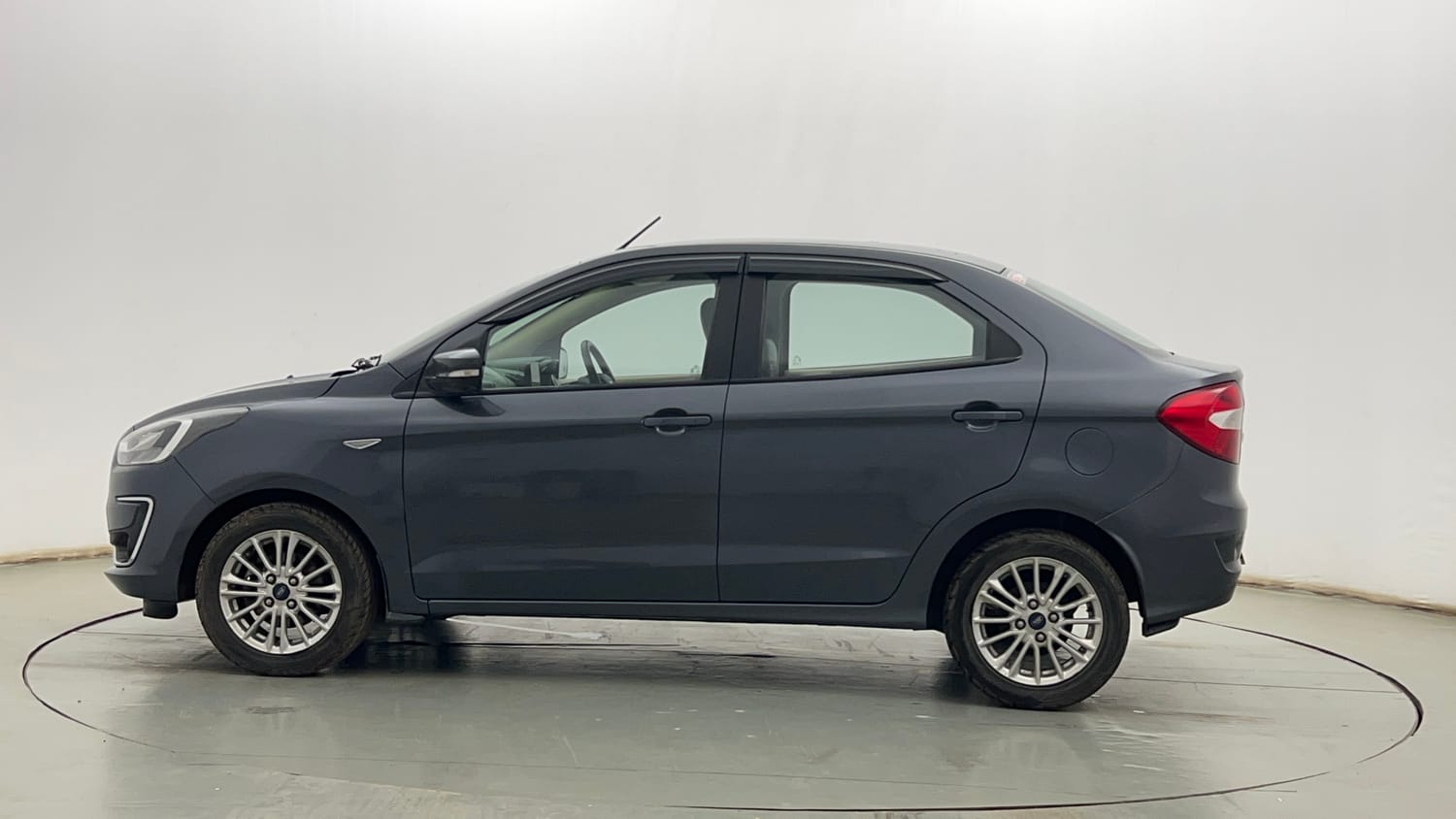 Used 2019 Ford Figo Aspire Titanium Plus 1.2 Ti-VCT Petrol Manual exterior LEFT SIDE VIEW