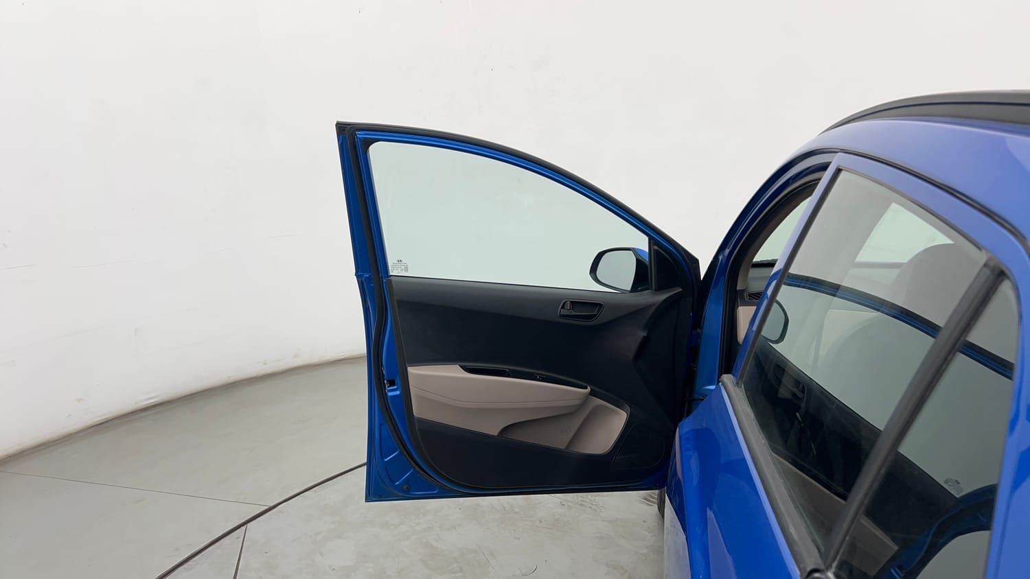 Used 2019 Hyundai Grand i10 Magna 1.2 Kappa VTVT Petrol Manual interior LEFT FRONT DOOR OPEN VIEW