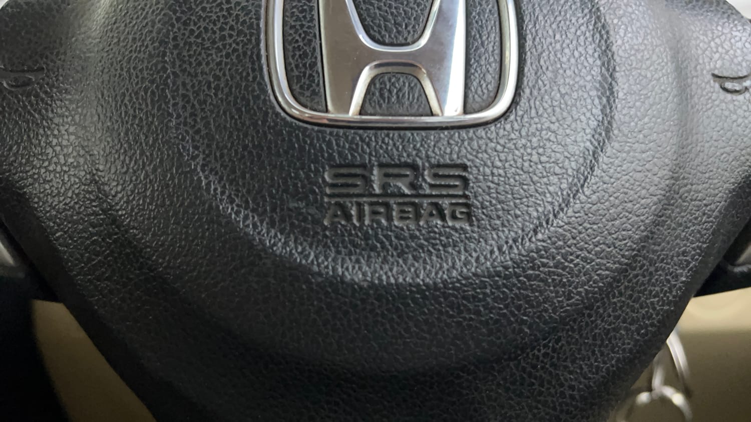 Used 2016 Honda Amaze 1.2 SX i-VTEC Petrol Manual top_features Airbags