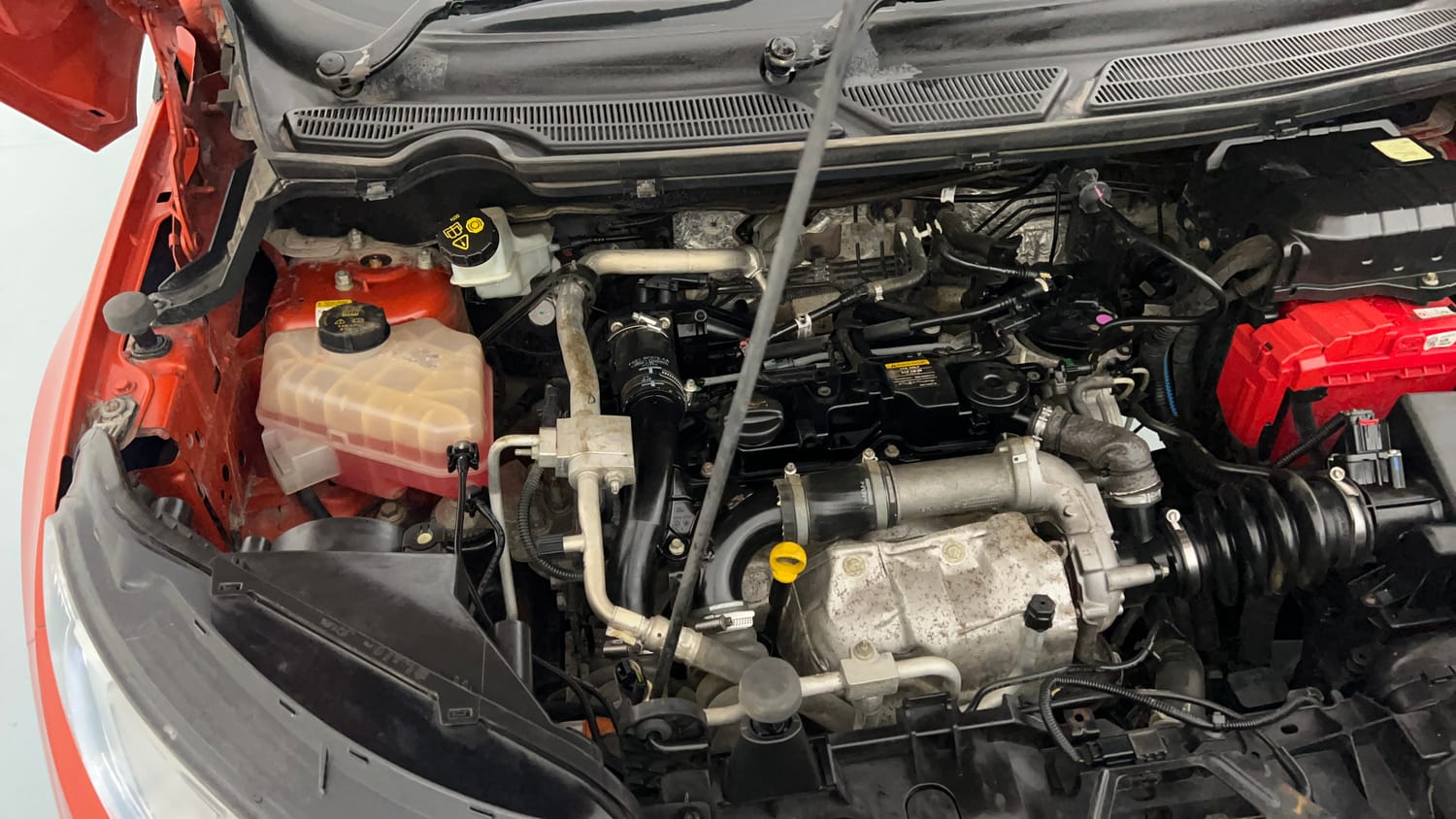 Used 2016 Ford EcoSport Titanium 1.5L TDCi Diesel Manual engine ENGINE RIGHT SIDE VIEW