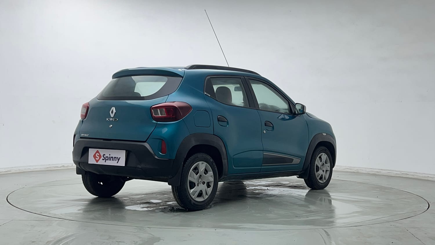 Used 2020 Renault Kwid RXT 1.0 Opt Petrol Manual exterior RIGHT REAR CORNER VIEW