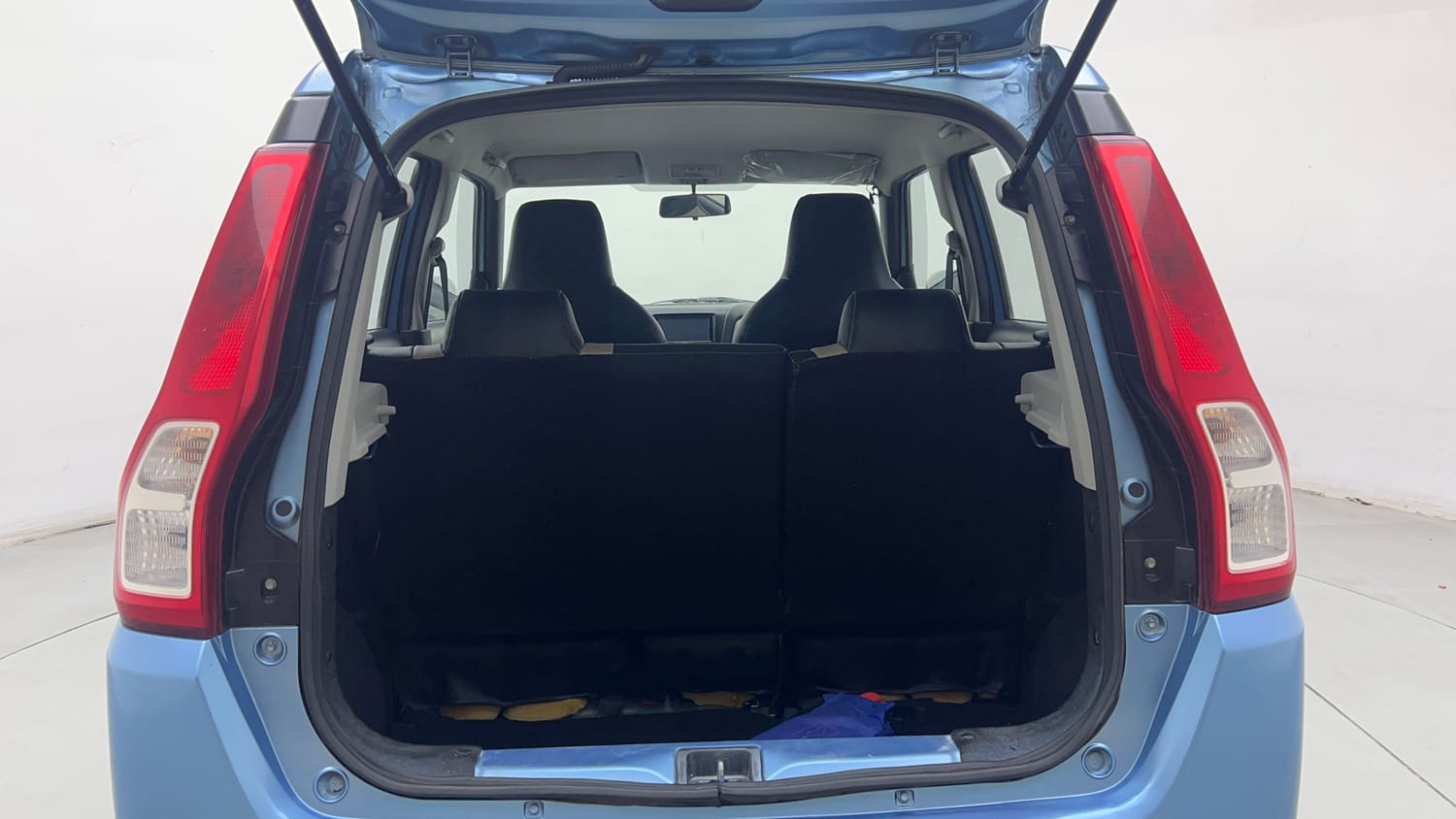Used 2020 Maruti Suzuki Wagon R VXi 1.2 Petrol Manual interior DICKY INSIDE VIEW