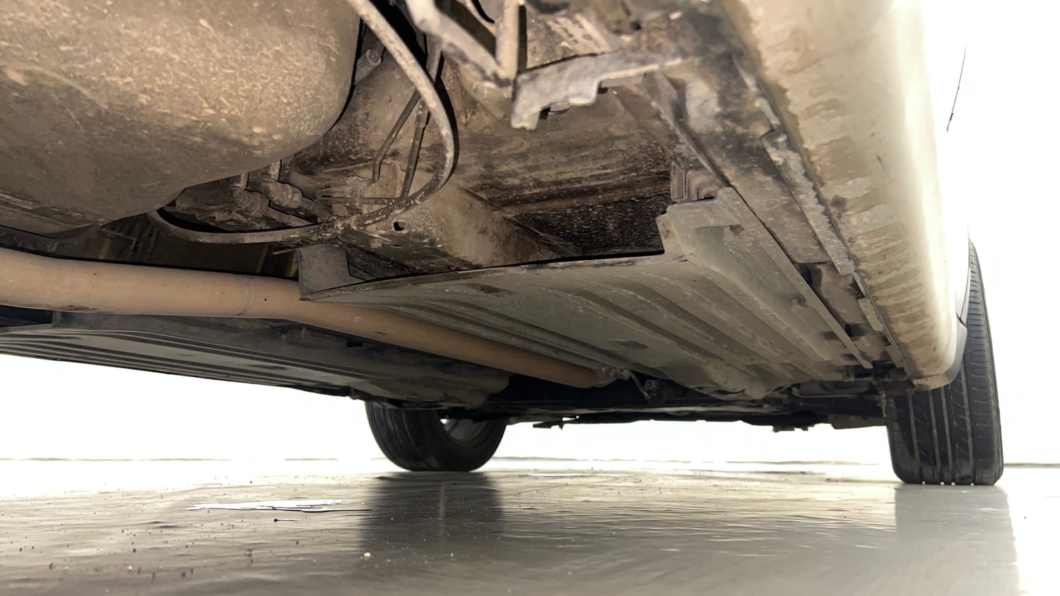 Used 2016 Maruti Suzuki S-Cross Delta 1.6 Diesel Manual extra REAR RIGHT UNDERBODY VIEW