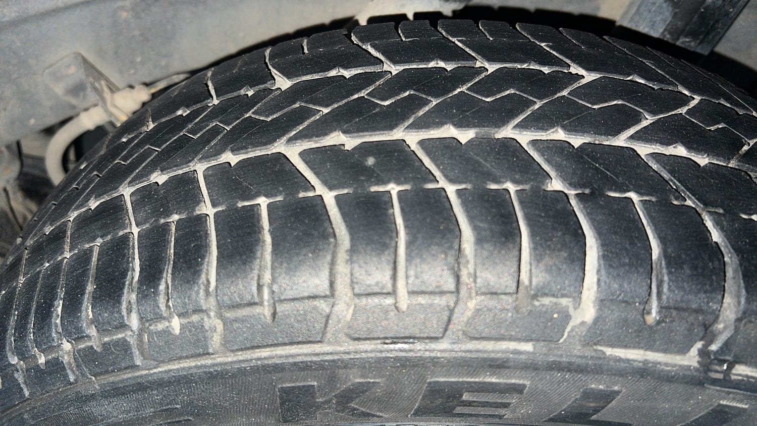 Used 2020 Honda Amaze 1.2 S MT Petrol Petrol Manual tyres LEFT REAR TYRE TREAD VIEW