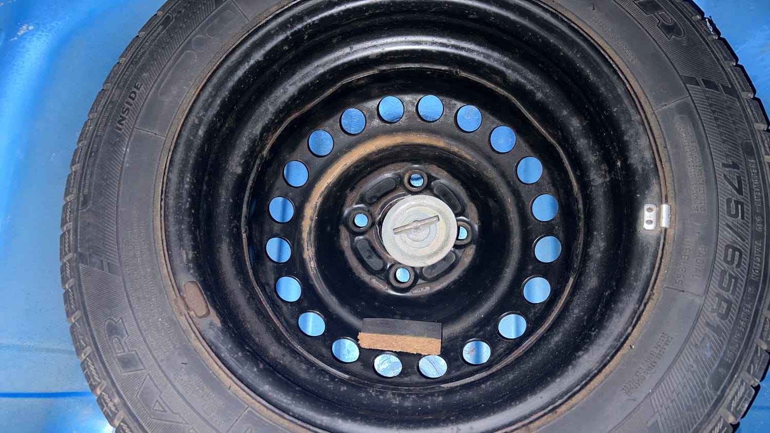 Used 2013 Honda Brio S MT Petrol Manual tyres SPARE TYRE VIEW