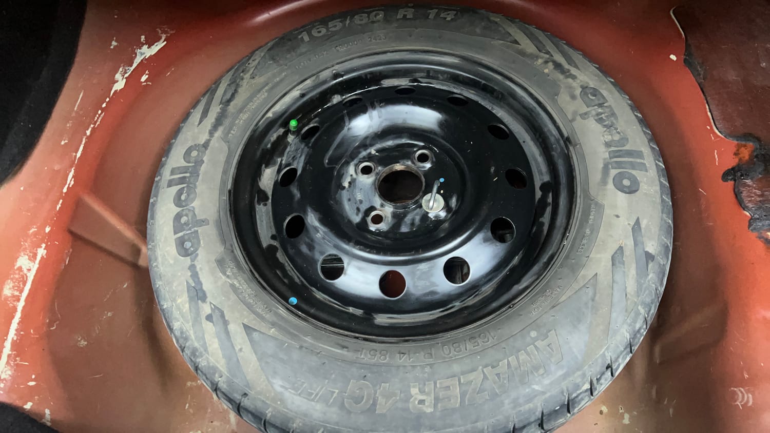 Used 2017 Maruti Suzuki Swift Dzire VDI Diesel Manual tyres SPARE TYRE VIEW