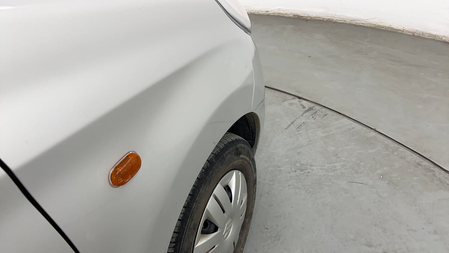 Used 2023 Maruti Suzuki Alto 800 VXi Petrol Manual dents MINOR SCRATCH