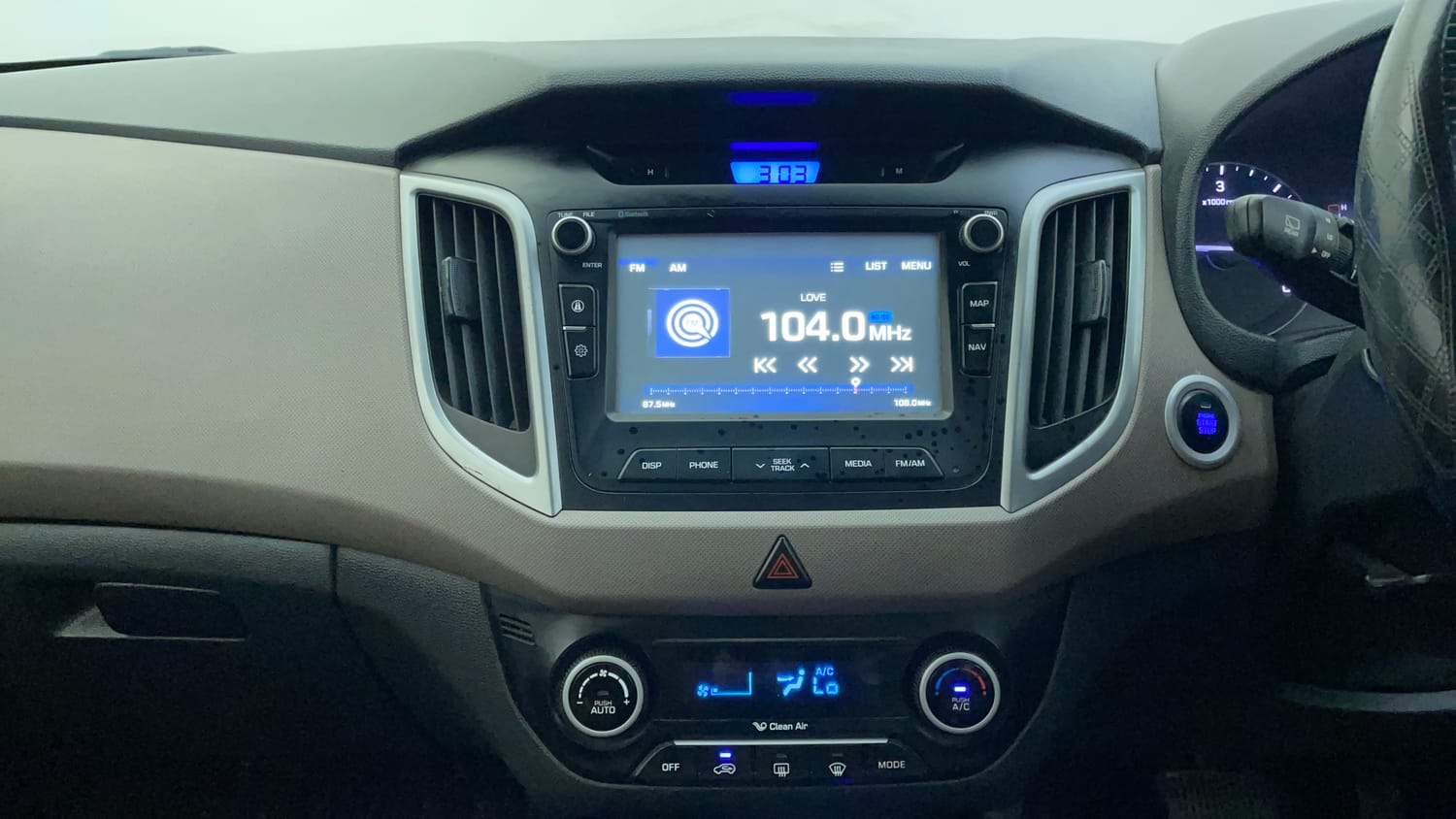 Used 2018 Hyundai Creta SX Plus 1.6 AT CRDI Diesel Automatic interior MUSIC SYSTEM & AC CONTROL VIEW