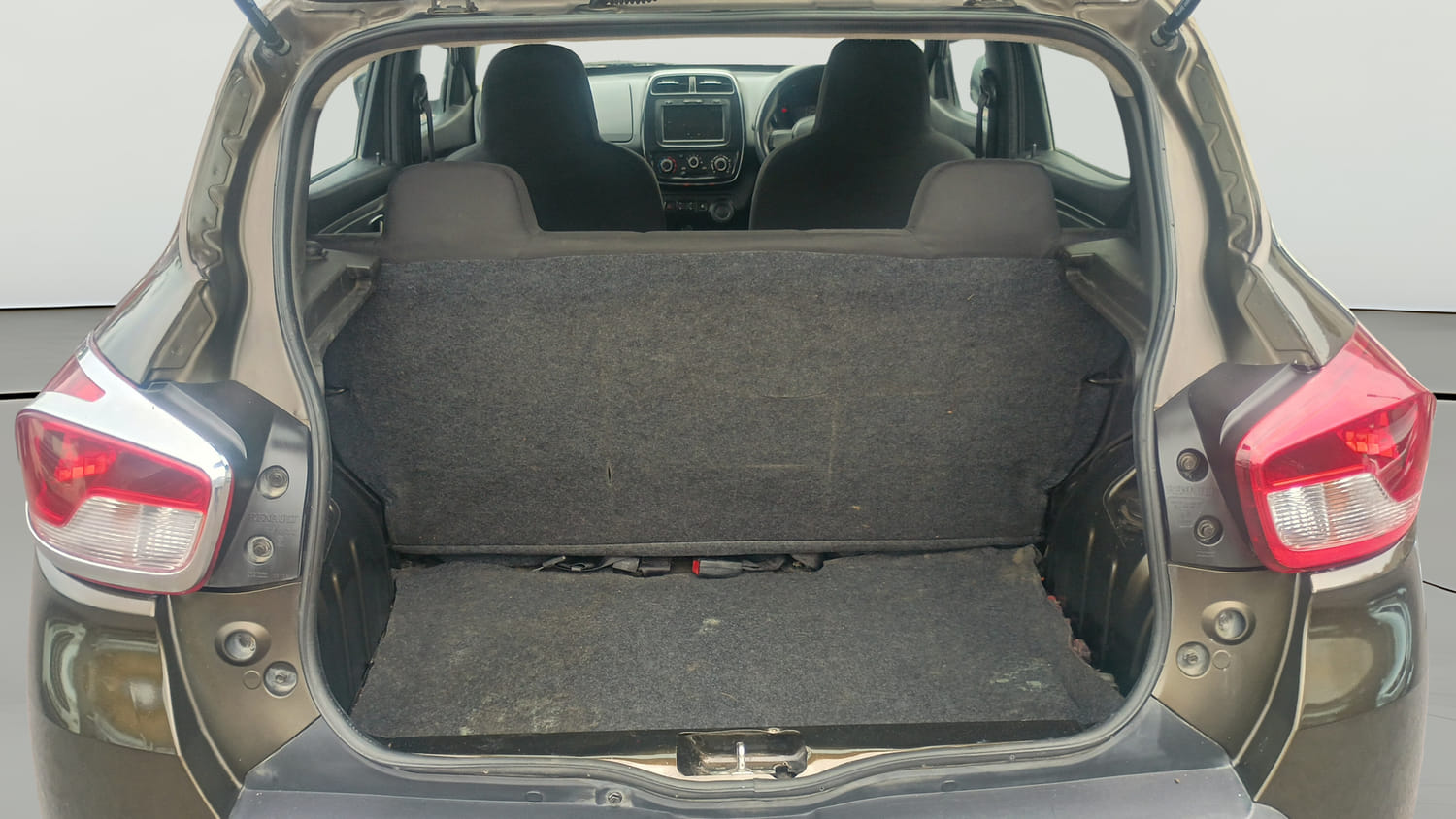 Used 2019 Renault Kwid RXT Opt Petrol Manual interior DICKY INSIDE VIEW