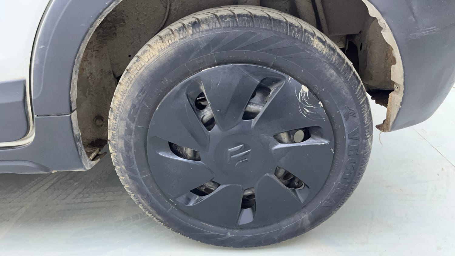 Used 2019 Maruti Suzuki Celerio X Vxi AMT Petrol Automatic tyres LEFT REAR TYRE RIM VIEW