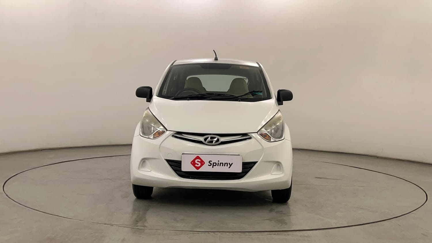 Used 2018 Hyundai Eon Era + Petrol Manual exterior FRONT VIEW