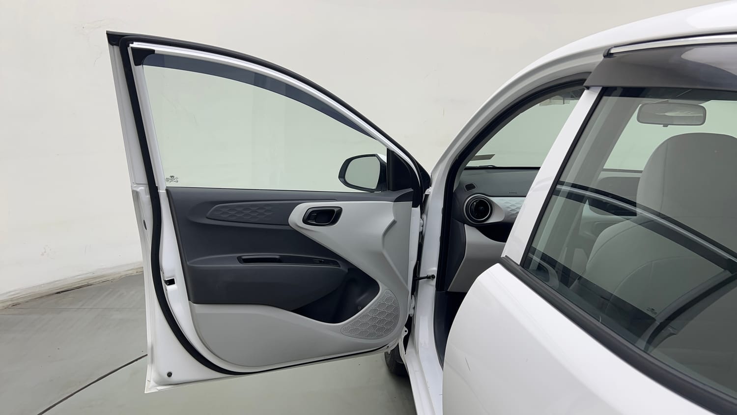 Used 2026 Hyundai Grand i10 Nios Magna 1.2 Kappa Petrol Manual interior LEFT FRONT DOOR OPEN VIEW