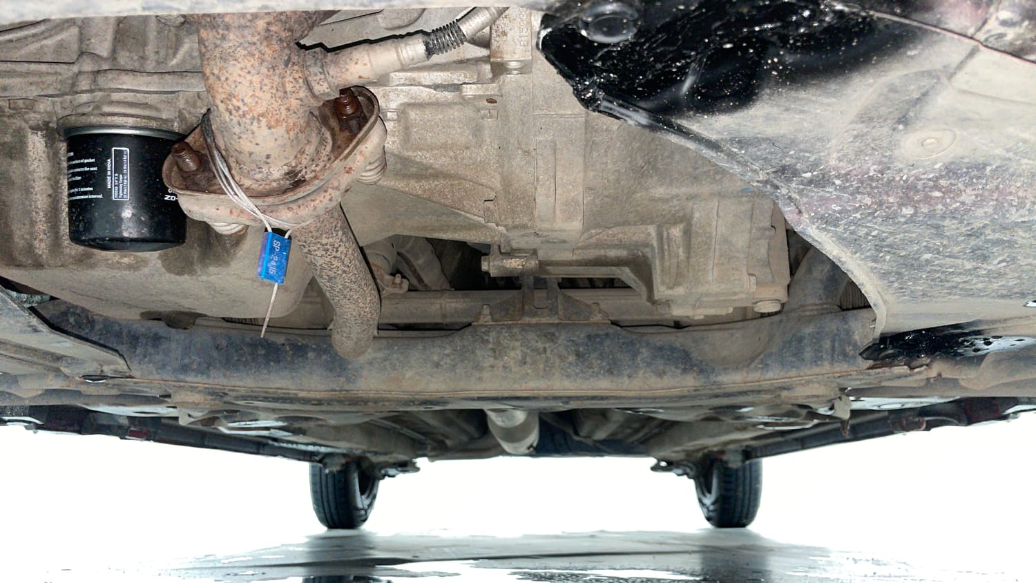 Used 2015 Maruti Suzuki Swift VXi Petrol Manual extra FRONT LEFT UNDERBODY VIEW