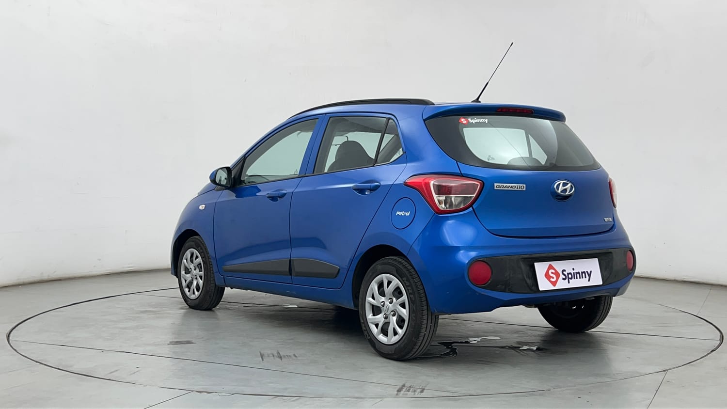 Used 2019 Hyundai Grand i10 Magna 1.2 Kappa VTVT Petrol Manual exterior LEFT REAR CORNER VIEW