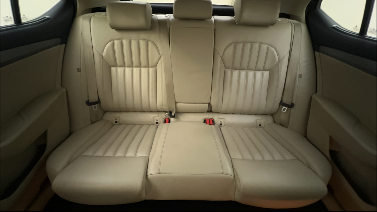 Used 2018 Skoda Superb Style TSI AT Petrol Automatic interior REAR SEAT CONDITION VIEW