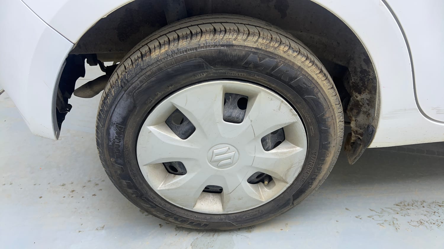 Used 2020 Maruti Suzuki Wagon R ZXi 1.2 Petrol Manual tyres RIGHT REAR TYRE RIM VIEW