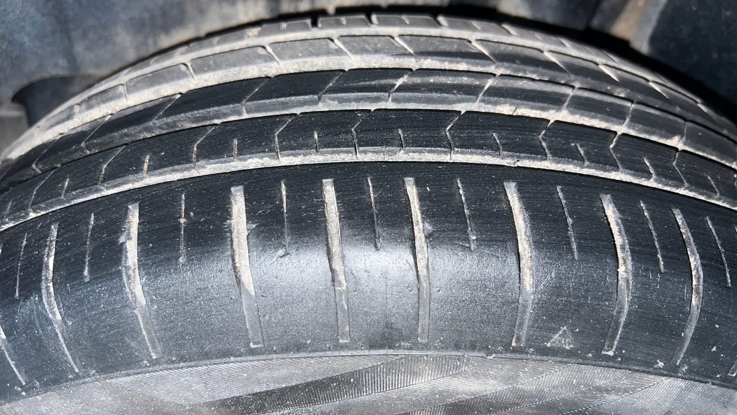 Used 2023 Maruti Suzuki Baleno Sigma MT Petrol Manual tyres LEFT REAR TYRE TREAD VIEW