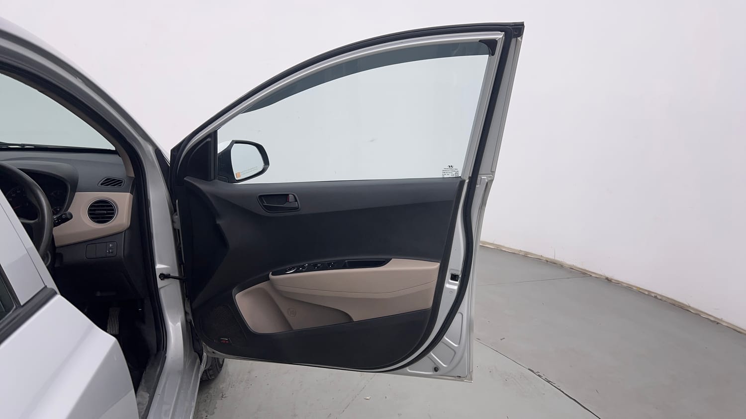 Used 2016 Hyundai Grand i10 Magna 1.2 Kappa VTVT Petrol Manual interior RIGHT FRONT DOOR OPEN VIEW