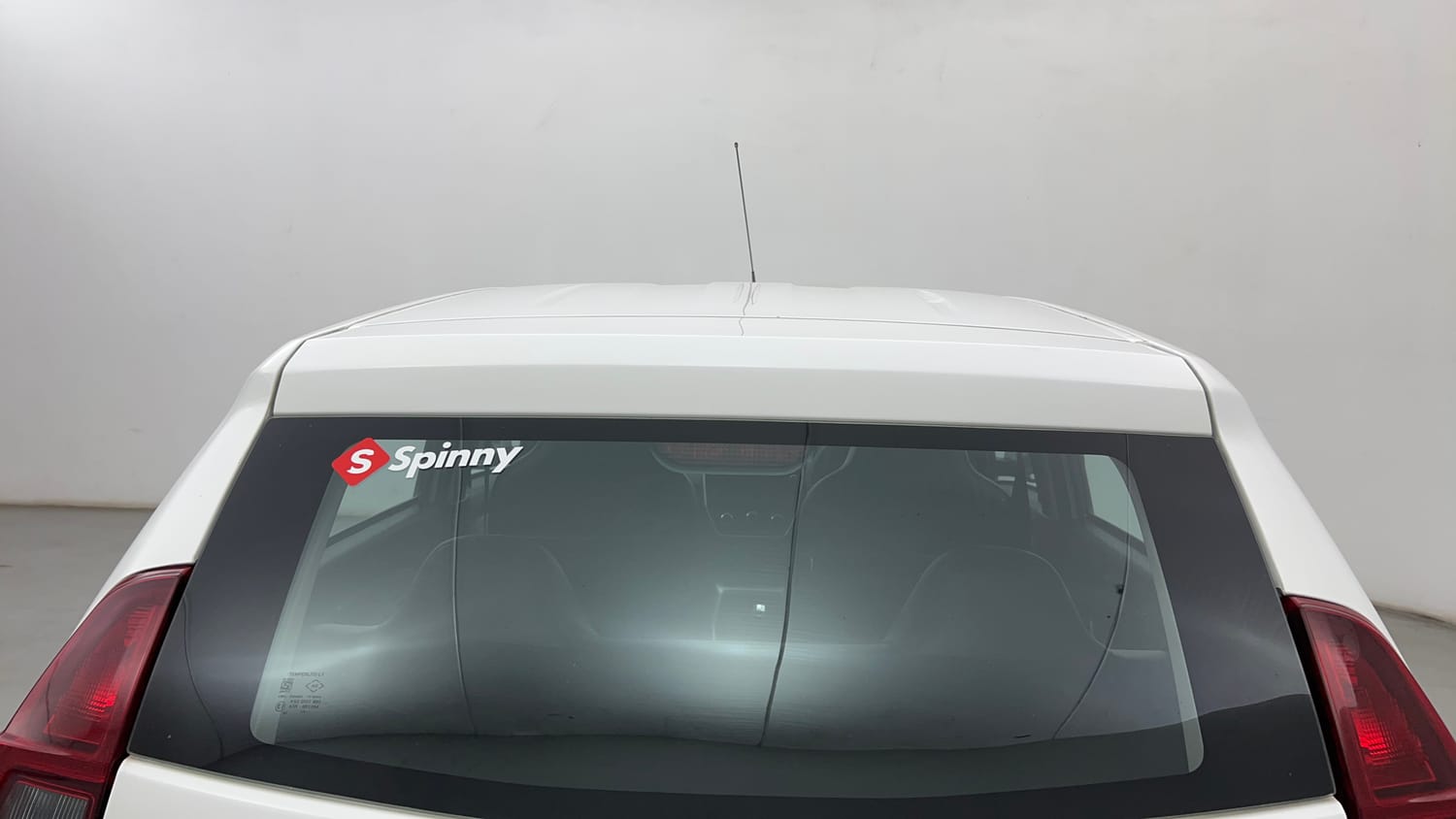 Used 2021 Datsun Redi-GO T(O) 1.0 AMT Petrol Automatic exterior BACK WINDSHIELD VIEW