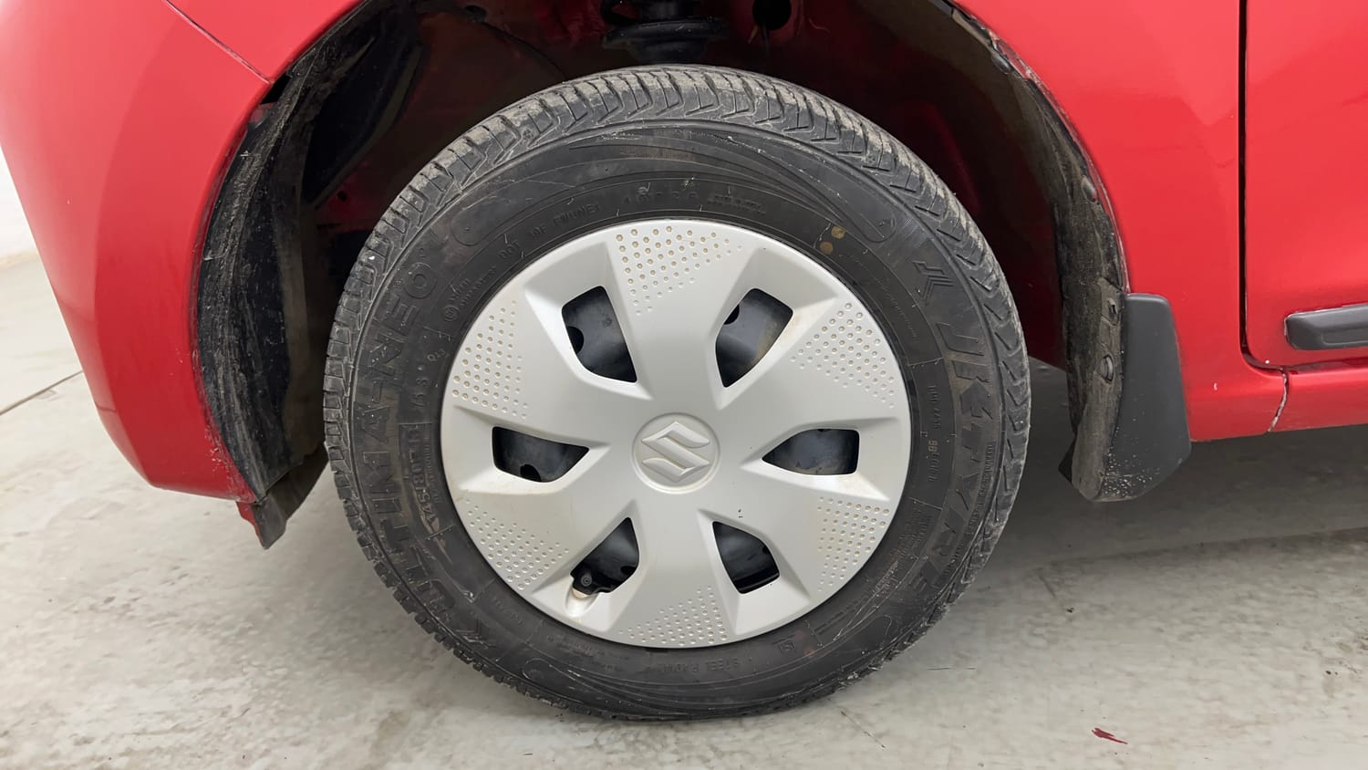 Used 2023 Maruti Suzuki Alto K10 VXi Petrol Manual tyres LEFT FRONT TYRE RIM VIEW