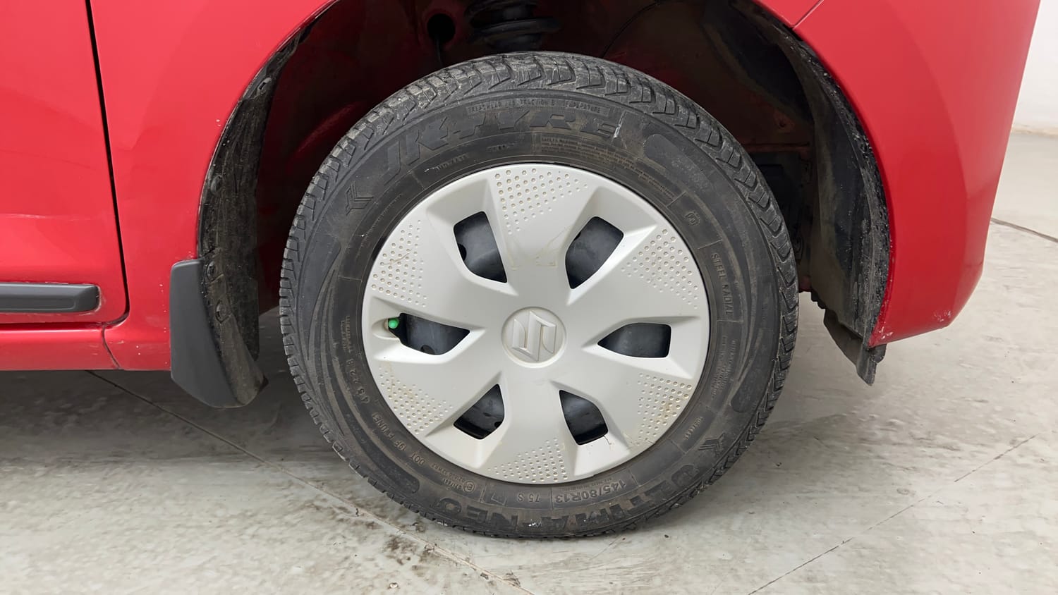 Used 2023 Maruti Suzuki Alto K10 VXi Petrol Manual tyres RIGHT FRONT TYRE RIM VIEW