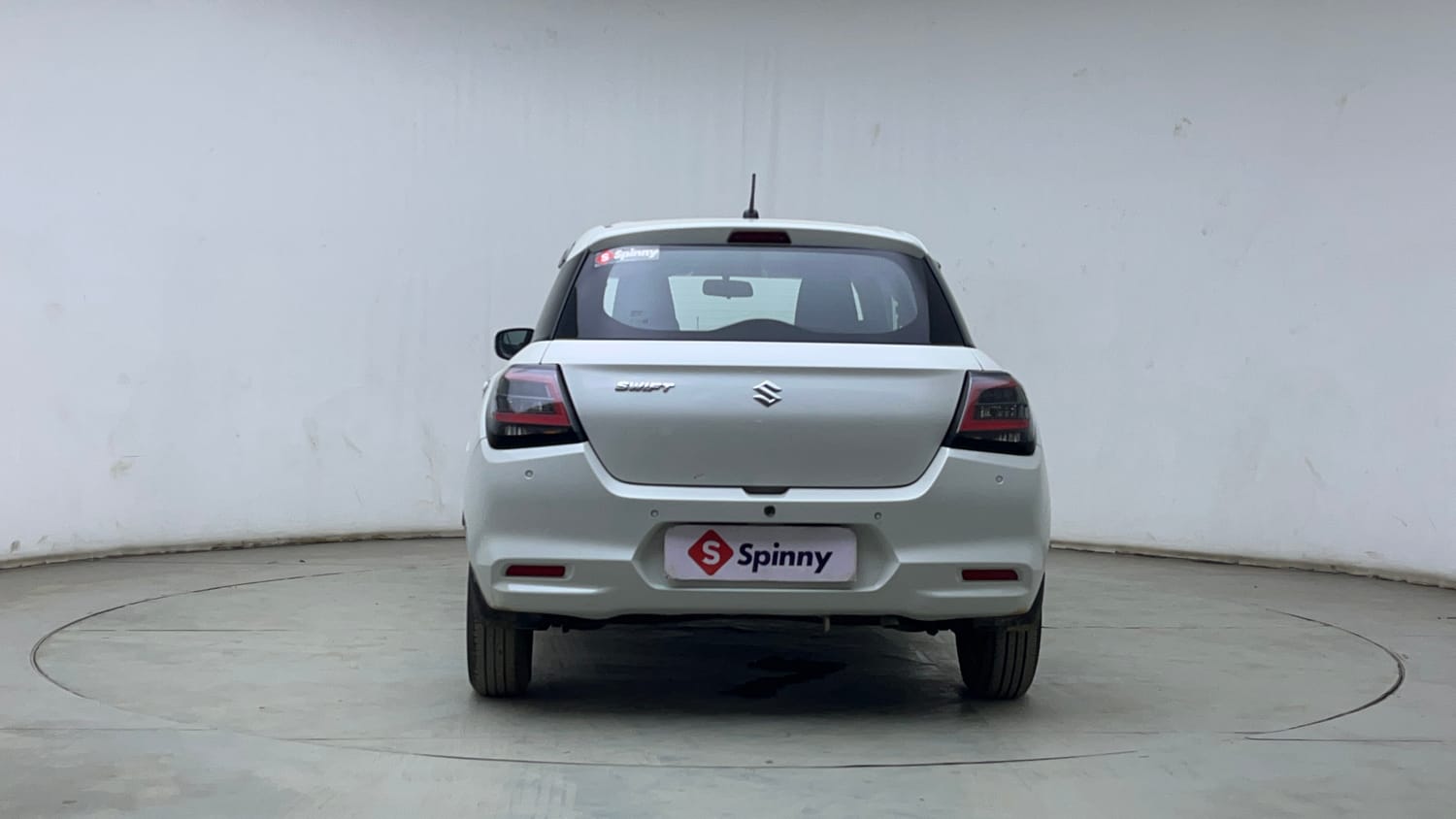 Used 2025 Maruti Suzuki Swift VXi (O) AMT Petrol Automatic exterior BACK VIEW