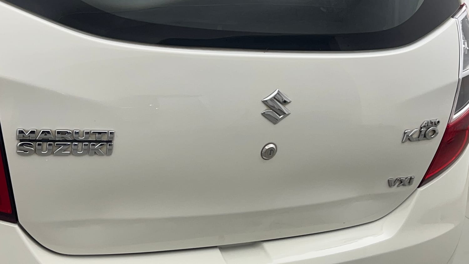 Used 2017 Maruti Suzuki Alto K10 VXi Petrol Manual dents MINOR DENT
