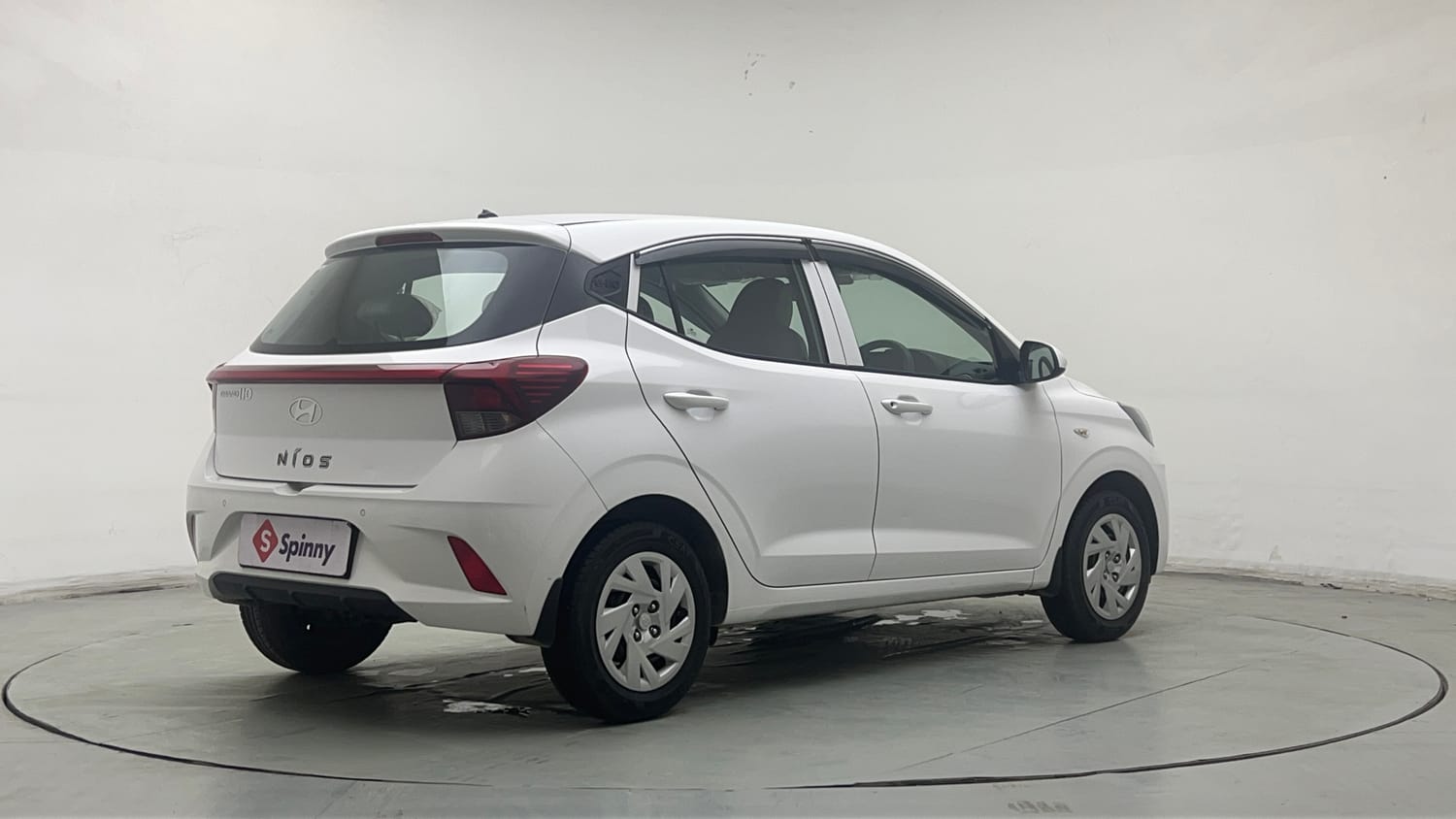 Used 2026 Hyundai Grand i10 Nios Magna 1.2 Kappa Petrol Manual exterior RIGHT REAR CORNER VIEW