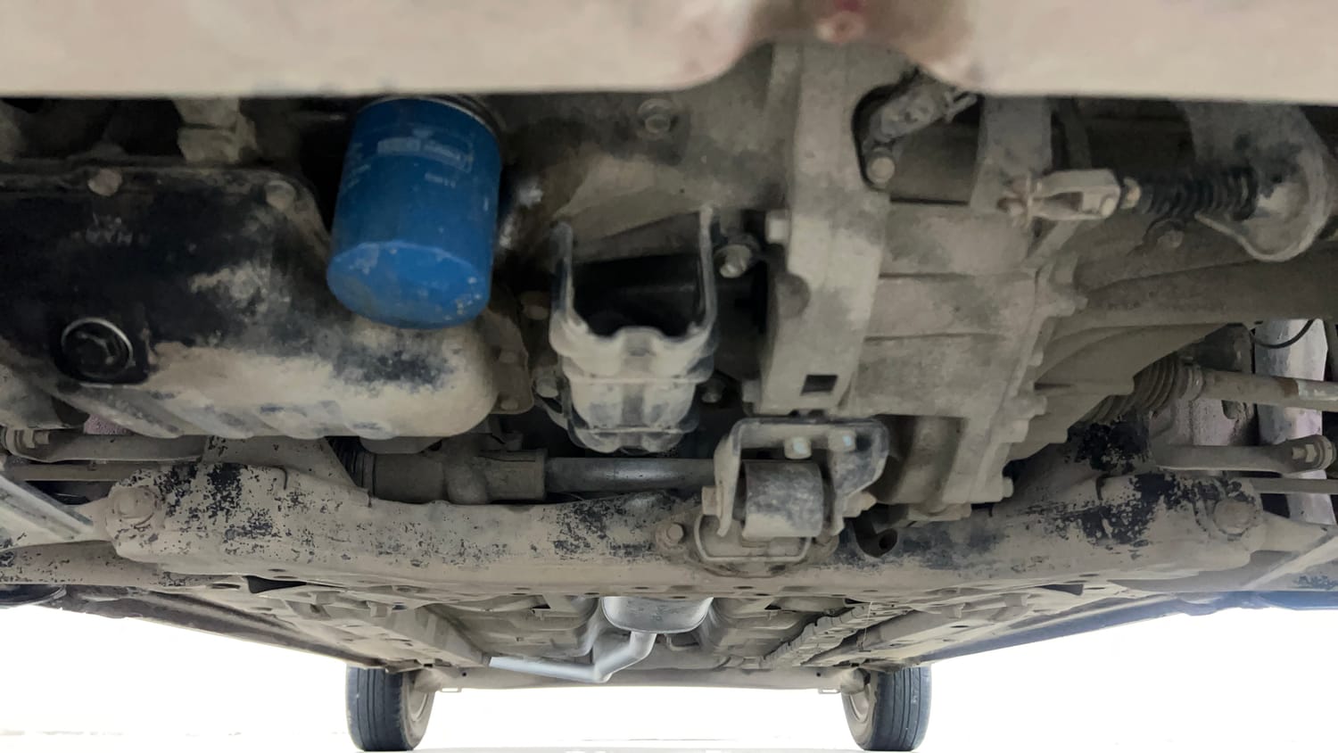 Used 2013 Hyundai Grand i10 Asta 1.2 Kappa VTVT (O) Petrol Manual extra FRONT LEFT UNDERBODY VIEW