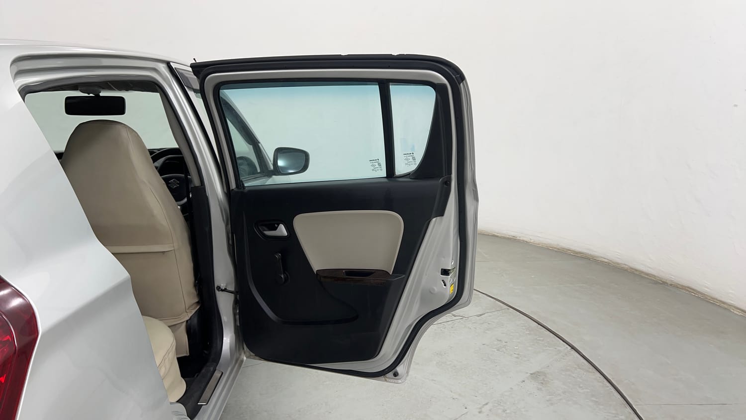 Used 2023 Maruti Suzuki Alto 800 VXi Petrol Manual interior RIGHT REAR DOOR OPEN VIEW