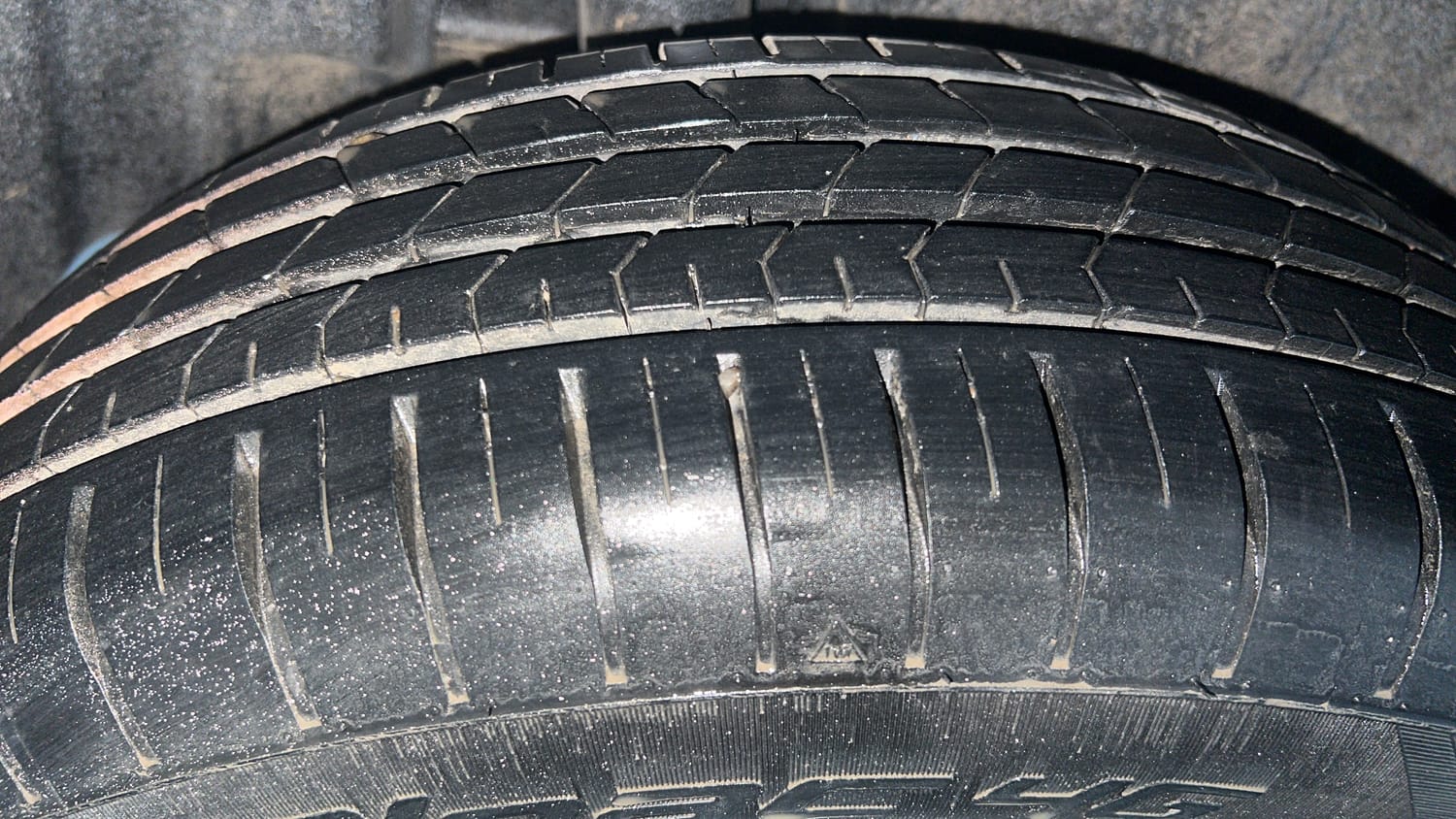 Used 2022 Maruti Suzuki Baleno Delta MT Petrol Manual tyres RIGHT REAR TYRE TREAD VIEW